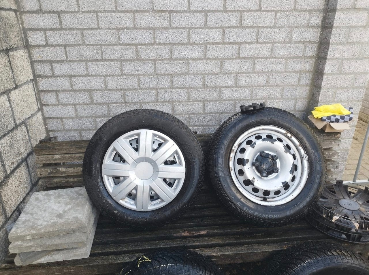 VW Golf of Caddy, 4x winterband+ velg 5/6 mm profiel, 15inch, Ophalen, Gebruikt, 15 inch, Banden en Velgen
