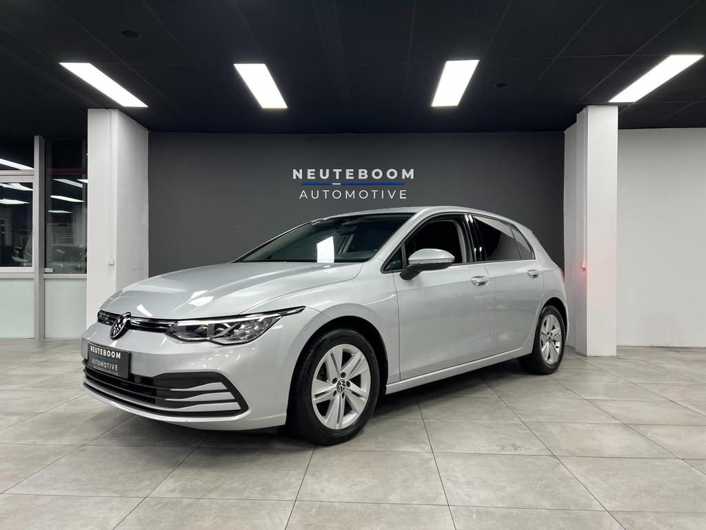 Volkswagen Golf 1.5 eTSI Lane Assist|Camera| Carplay|Cruise|, Auto's, 1160 kg, Stof, Zwart, 4 cilinders