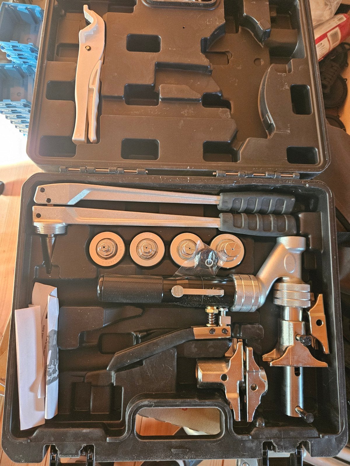 Hydraulische Axiale Persgereedschap Set, Ophalen of Verzenden, Zo goed als nieuw