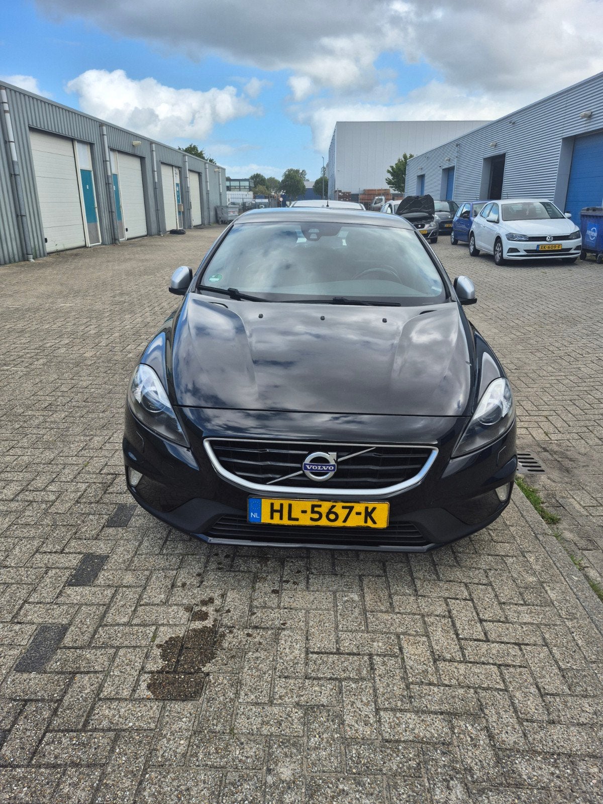 Volvo V40 2.0 D2 120PK 2015 Zwart, Auto's, Voorwielaandrijving, 4 cilinders, 1969 cc, Zwart