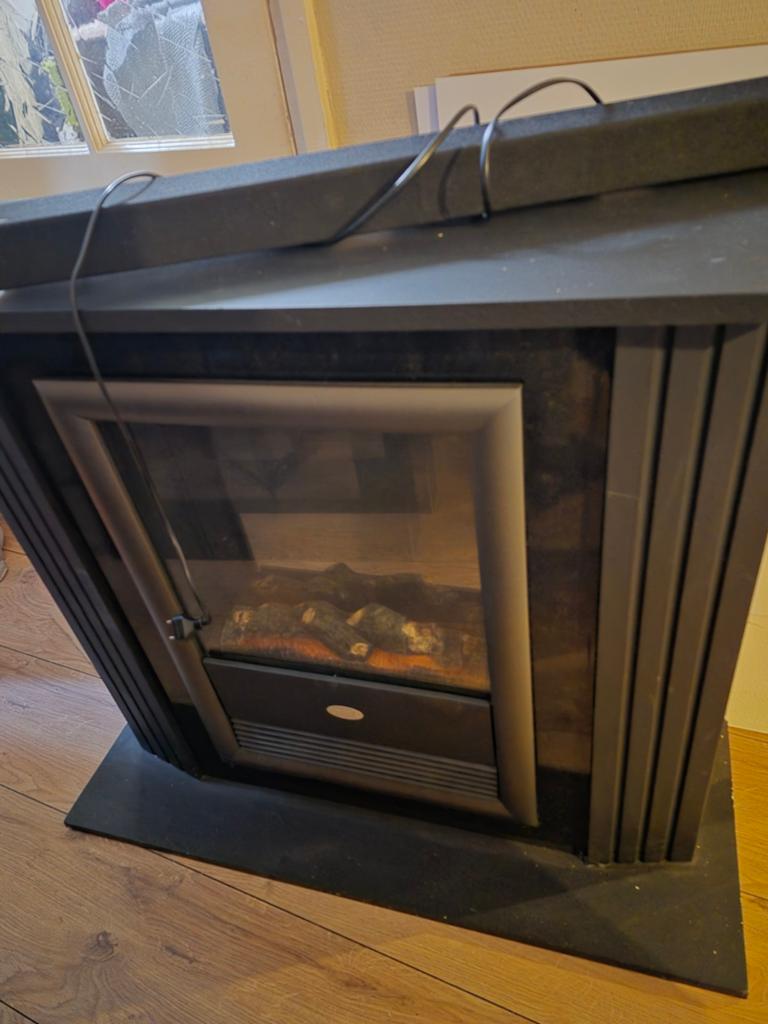 Elektrische haard met warmtefunctie, Huis en Inrichting, Haarden, Ophalen of Verzenden, Gebruikt, Vrijstaande haard, Elektrische haard