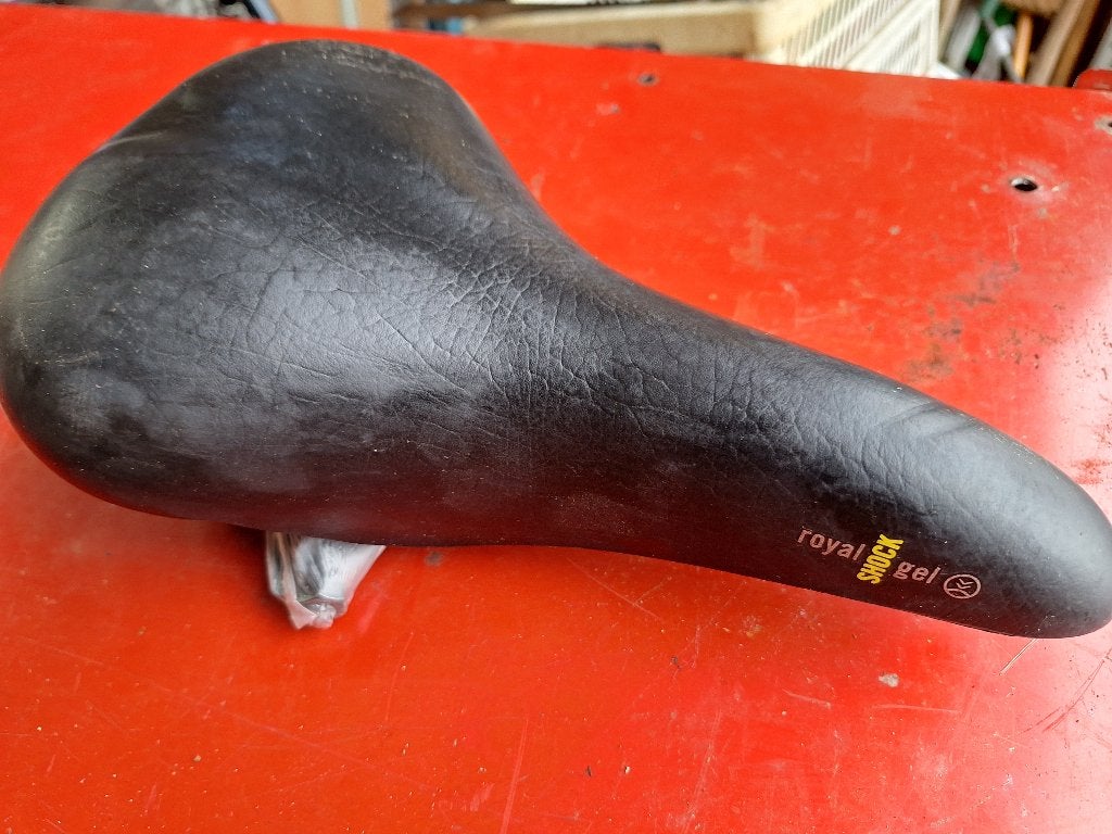 Zo goed als nieuw Royal Shock gel fietszadel, Fietsen en Brommers, Fietsonderdelen, Elektrische fiets, Overige materialen, Ophalen of Verzenden