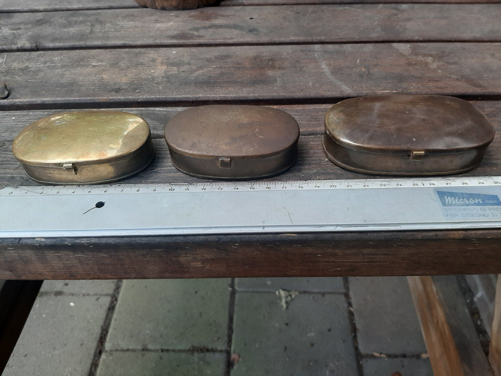 3 messing doosjes, waarvan 1 met defect scharnier, Ophalen of Verzenden
