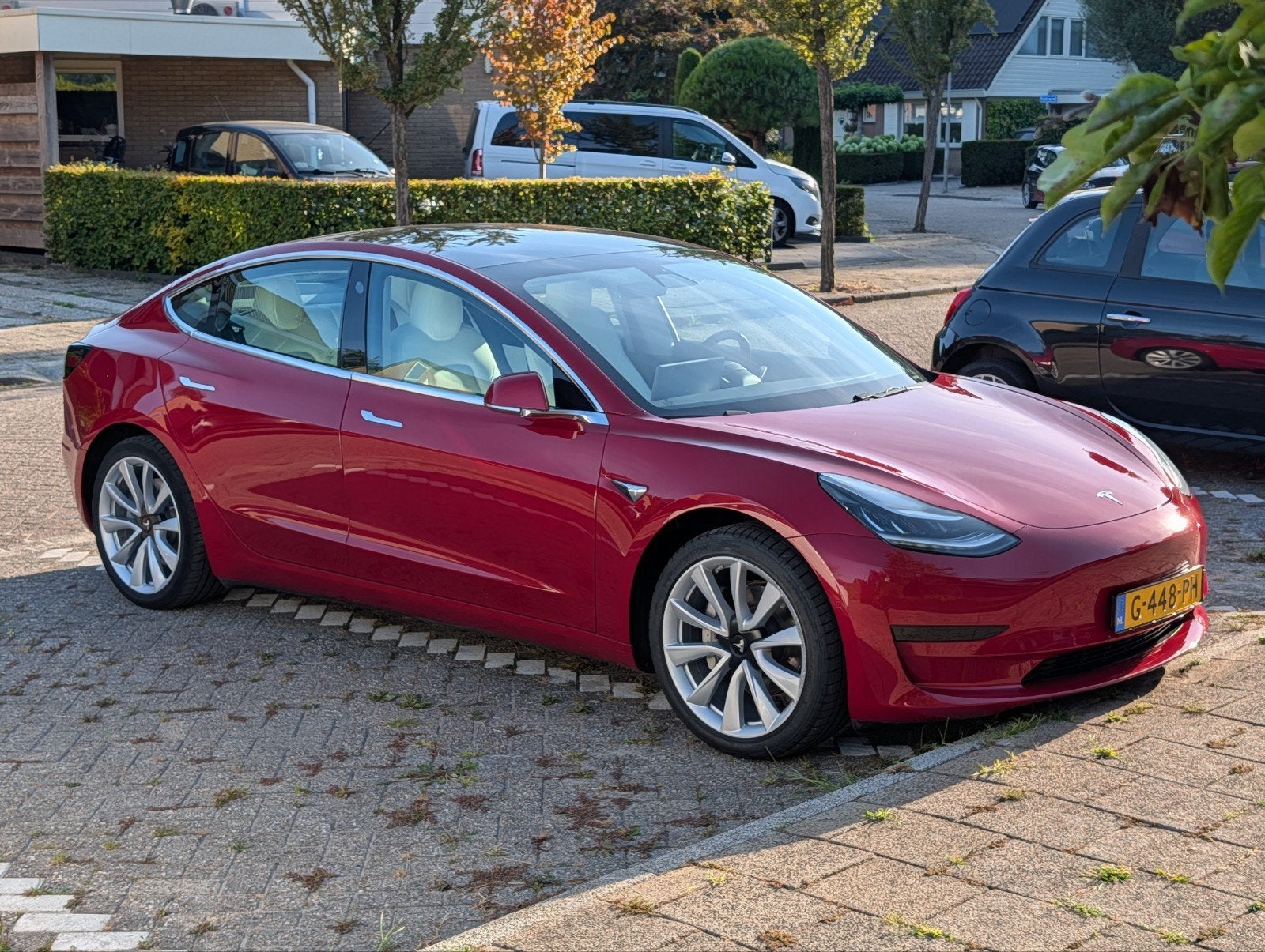 Tesla Model 3 2019 SR+ 50.550 km Wit interieur Trekhaak, Automaat, Origineel Nederlands, 1000 kg, Sedan
