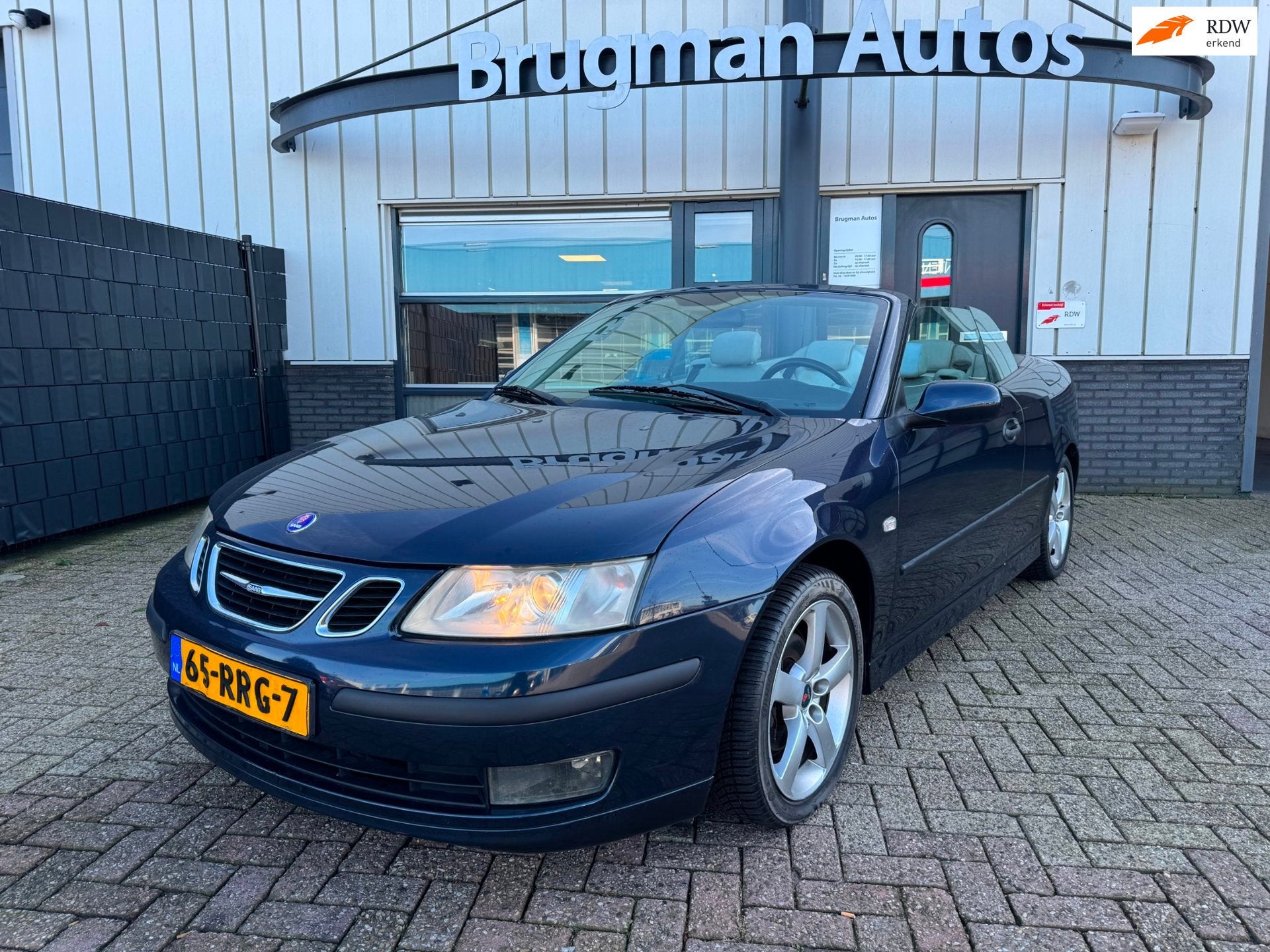 Saab 9-3 Cabrio 1.8t Vector, 1998 cc, Gebruikt, 4 cilinders, Bedrijf