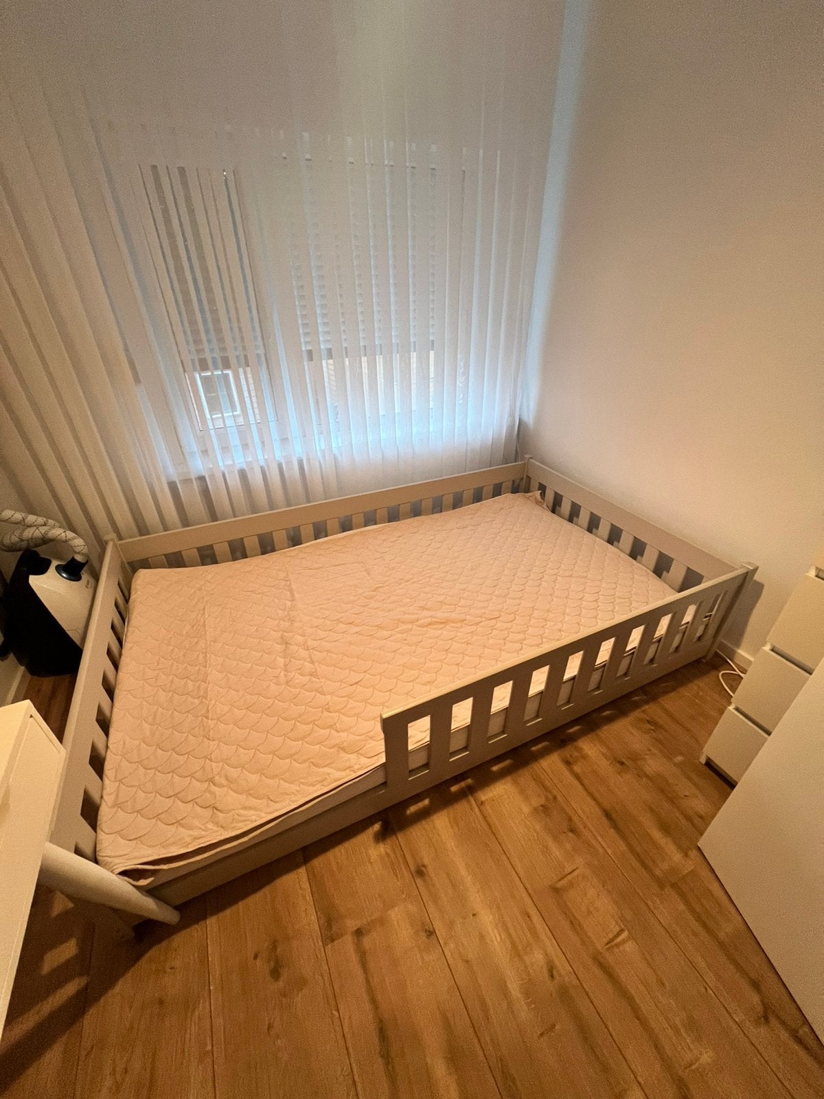 Vloerbed taupe/grijs 120x200., Ophalen, Tweepersoons, Zo goed als nieuw, Stof