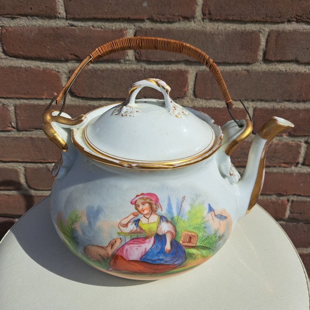 Antieke franse chocolade kan of theepot, Ophalen
