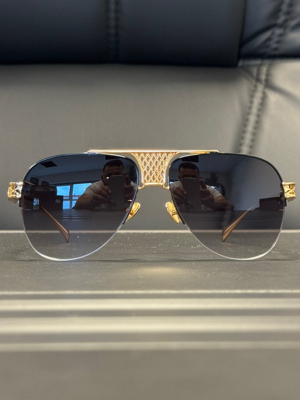 Maybach Zonnebril - Goudkleurig met Donkere Glazen, Sieraden, Tassen en Uiterlijk, Overige merken, Zonnebril, Overige kleuren