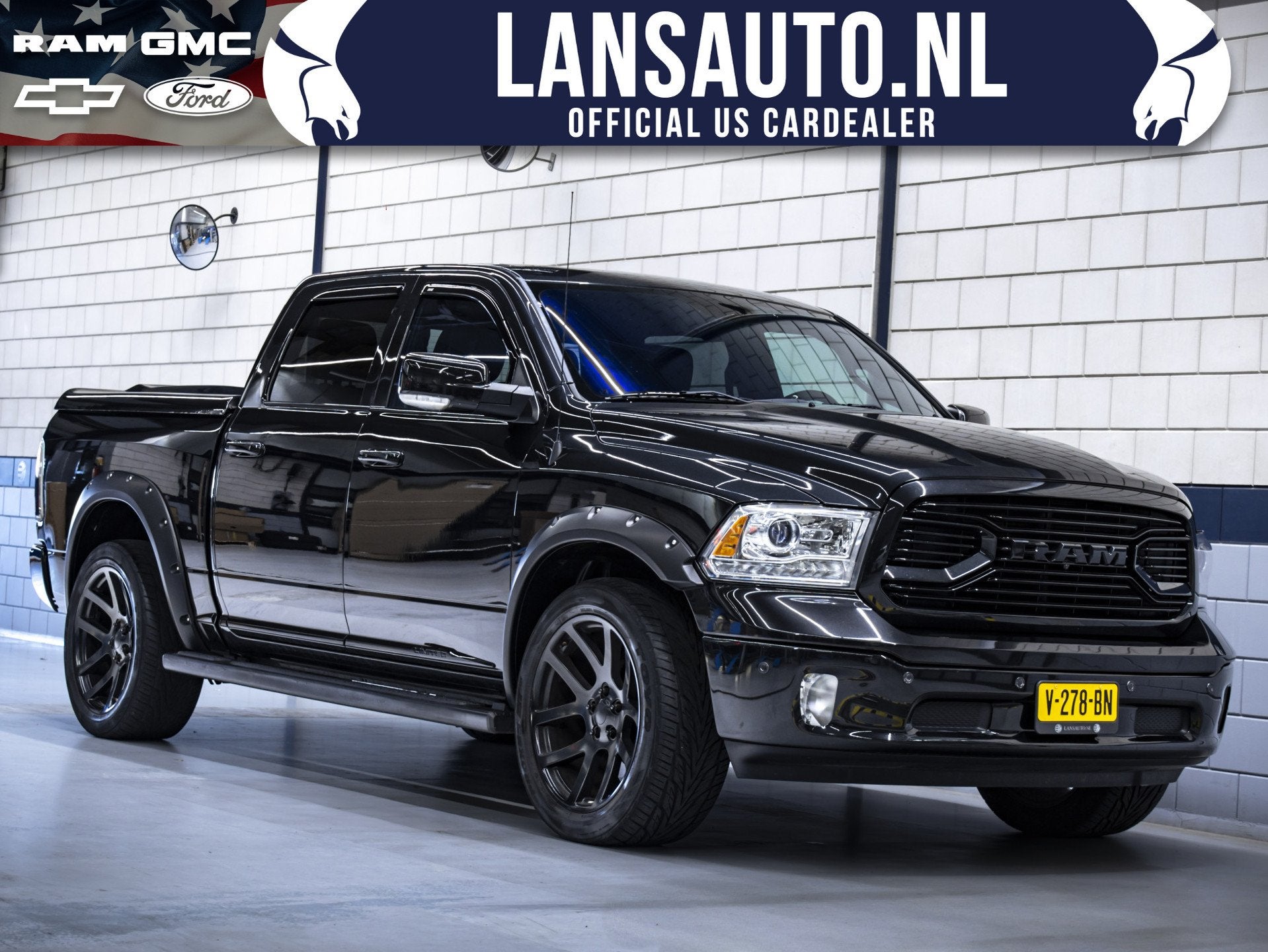 Dodge Ram 1500 Limited| Luchtvering 5.7L Hemi V8 4x4, Automaat, Gebruikt, 5654 cc, Zwart