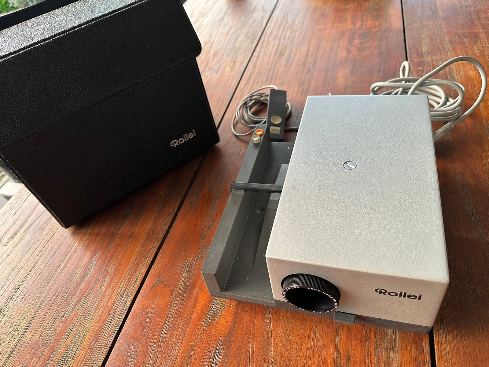 Rollei Projector P35A met Projar 2.8/85 lens, Audio, Tv en Foto, Ophalen of Verzenden, Zo goed als nieuw