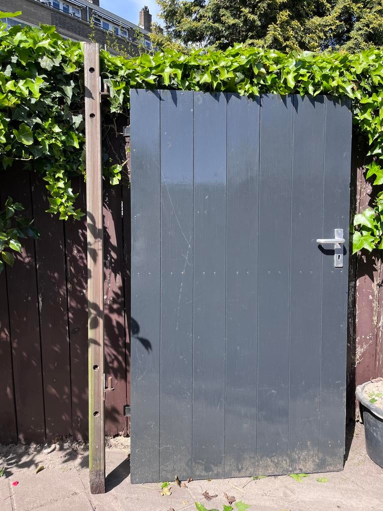 Tuinpoort met slot, eikenhout., Tuin en Terras, Ophalen of Verzenden, Zo goed als nieuw, Draaipoort, 150 tot 200 cm