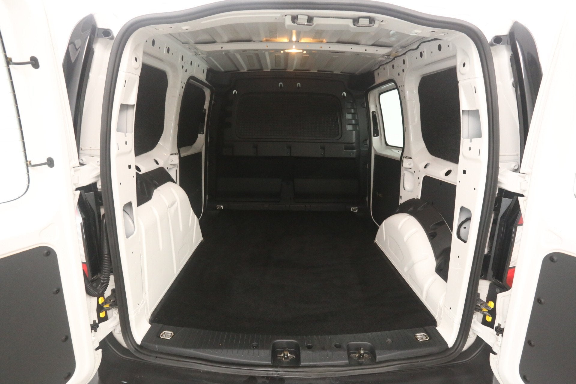Volkswagen Caddy 2.0 TDI 102PK | Airco | 2xSchuifdeur | Park, Auto's, Bestelauto's, Voorwielaandrijving, Stof, Gebruikt, Euro 6