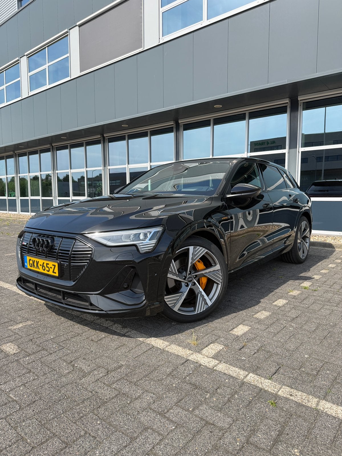 Audi E-tron 55 | S-Line | Black Edition | 63.002km | SoH 95%, Auto's, Automaat, 1800 kg, Zwart, Lichtsensor