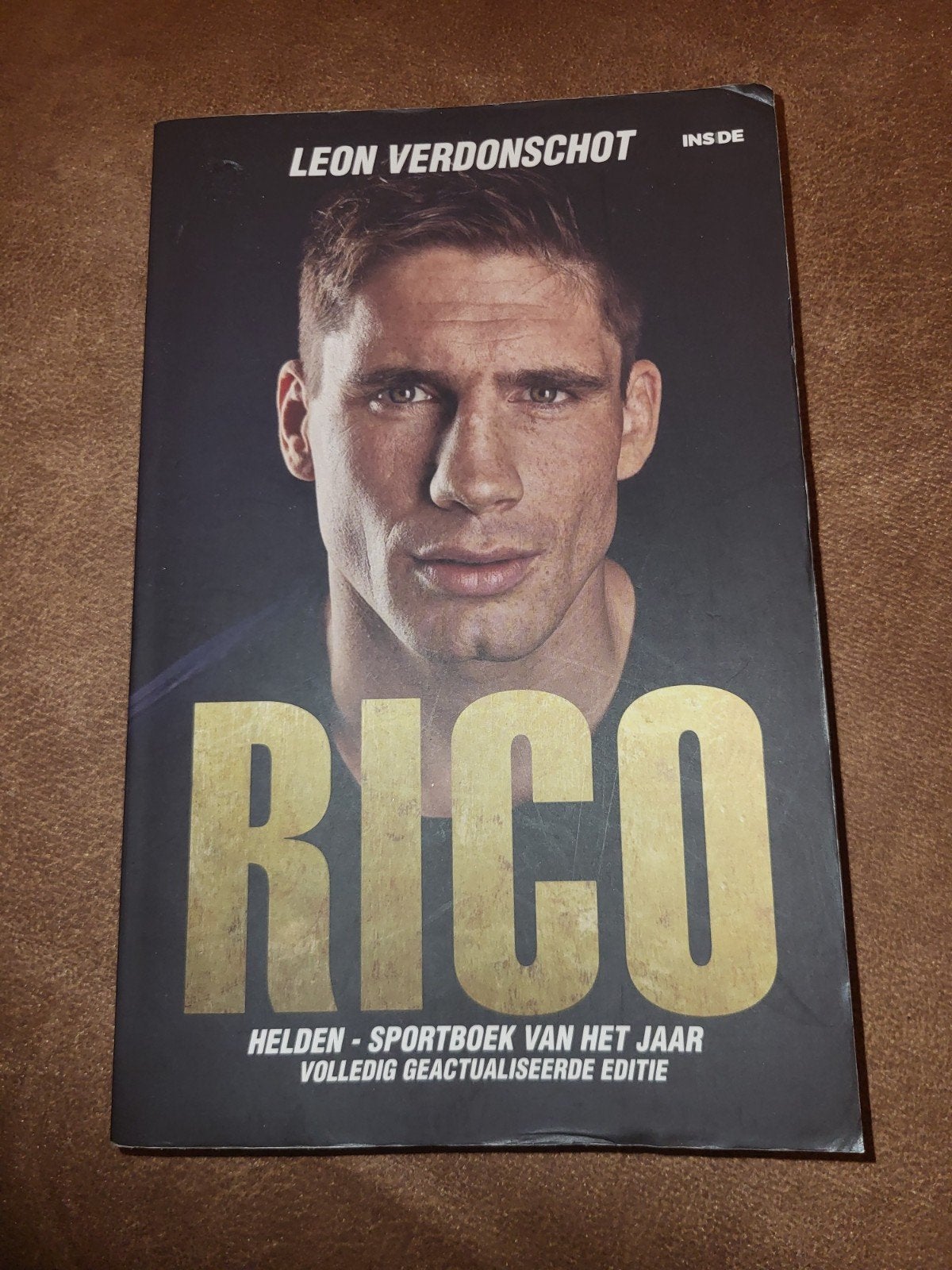 Rico Verhoeven: Helden - Sportboek van het Jaar, Ophalen of Verzenden, Gelezen, Leon Verdonschot, Vechtsport