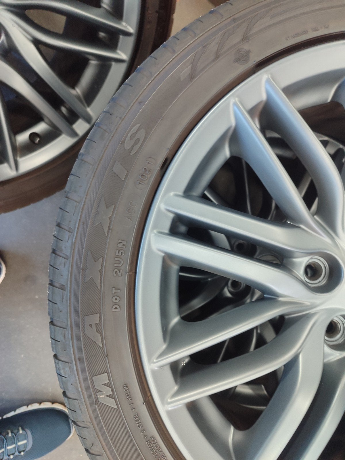 Suzuki Kizashi wielen, Auto-onderdelen, Banden en Velgen, Band(en), Zomerbanden, 18 inch, 235 mm, Nieuw, Ophalen
