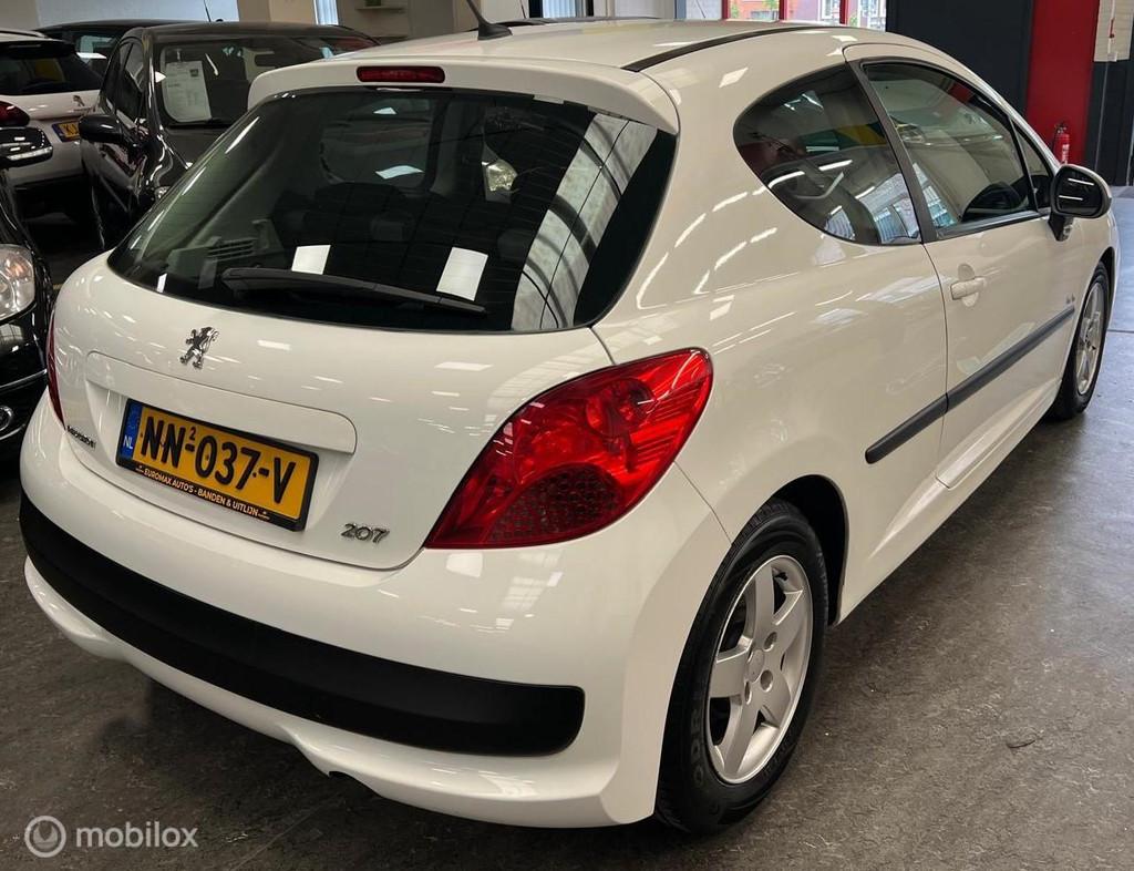Peugeot 207 1.4 XR | Nette auto met airco | 3D, Voorwielaandrijving, Stof, Zwart, 4 cilinders