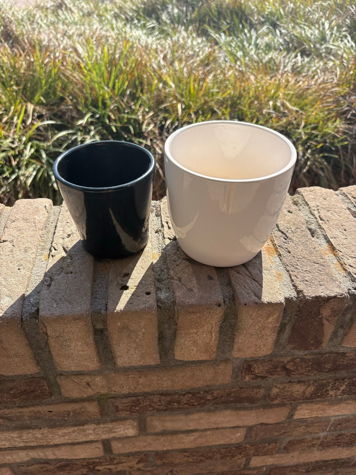 2 leuke bloempotten voor binnen, tuin of balkon, Ophalen, Gebruikt, Rond, Binnen