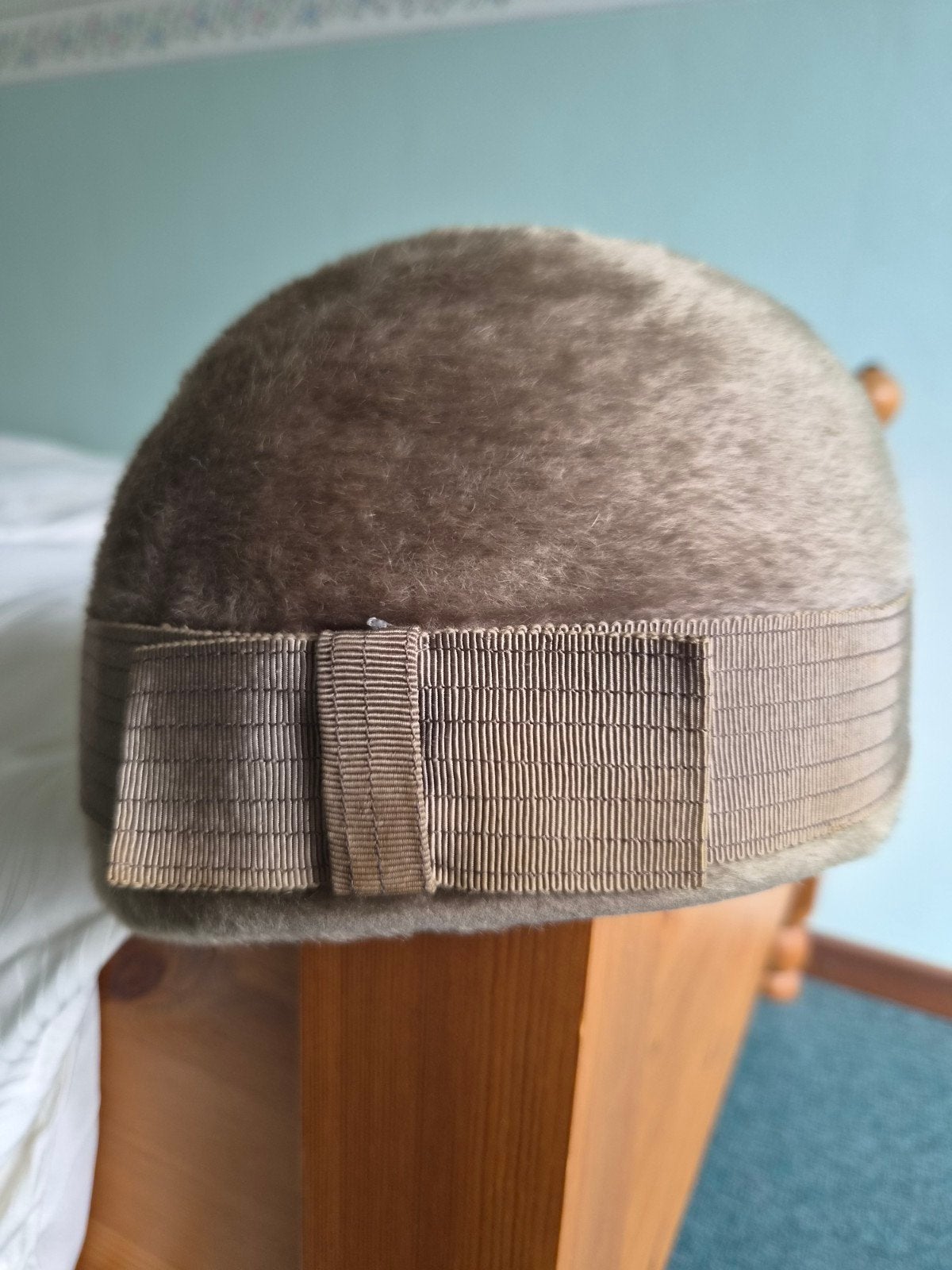 Vintage hoed van echt bont, binnenmaat 19 cm, Verzenden
