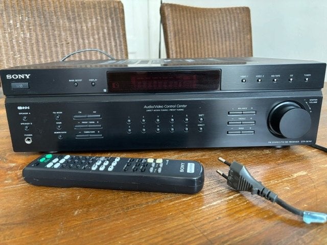 complete SONY stereoset: versterker/tuner/pick-up/boxen €150, Ophalen, Zo goed als nieuw, Sony, 120 watt of meer