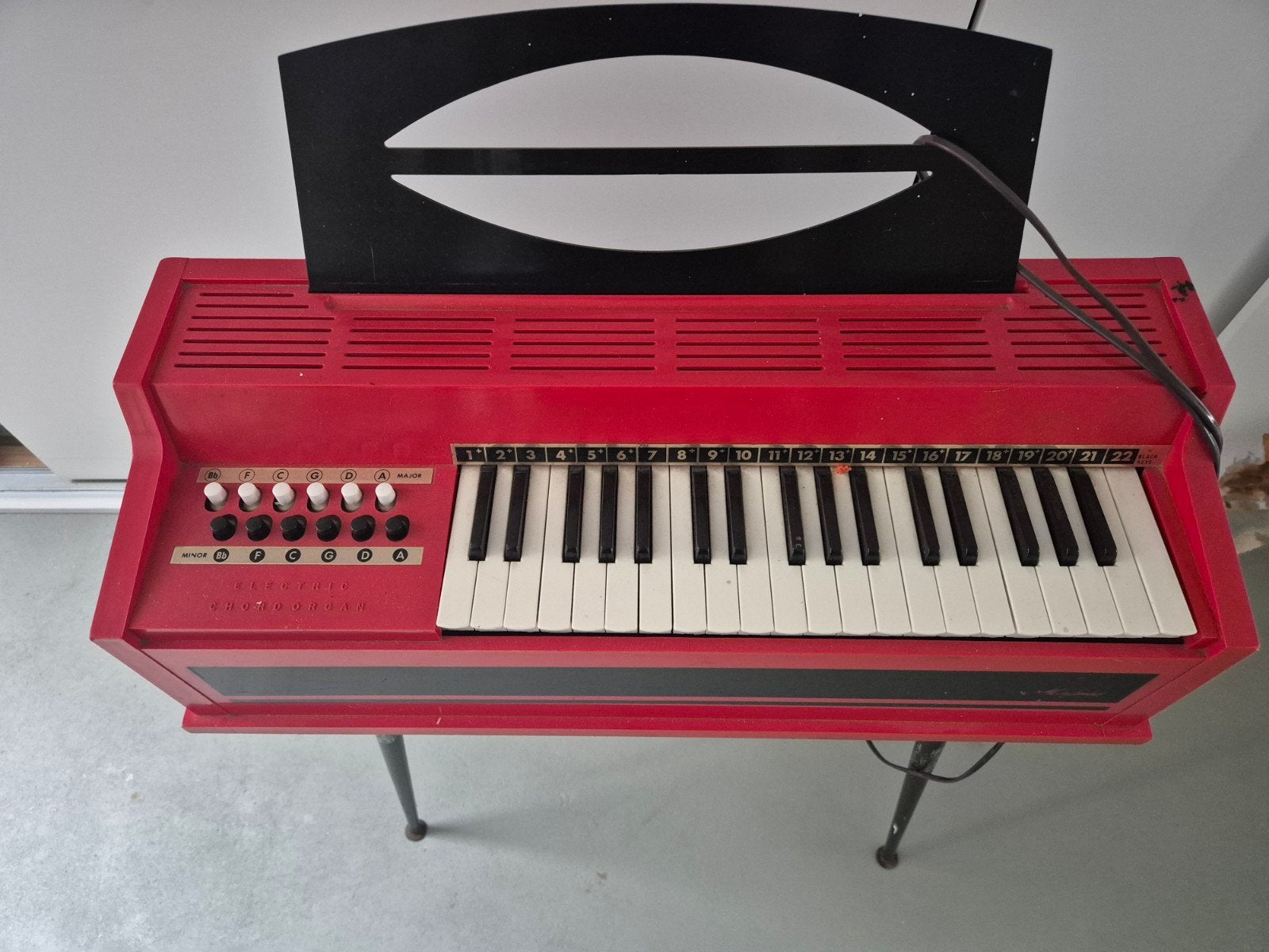 Vintage Magnus Electric Chord Organ - Rood, Gebruikt, Overige aantallen, Met standaard, Ophalen