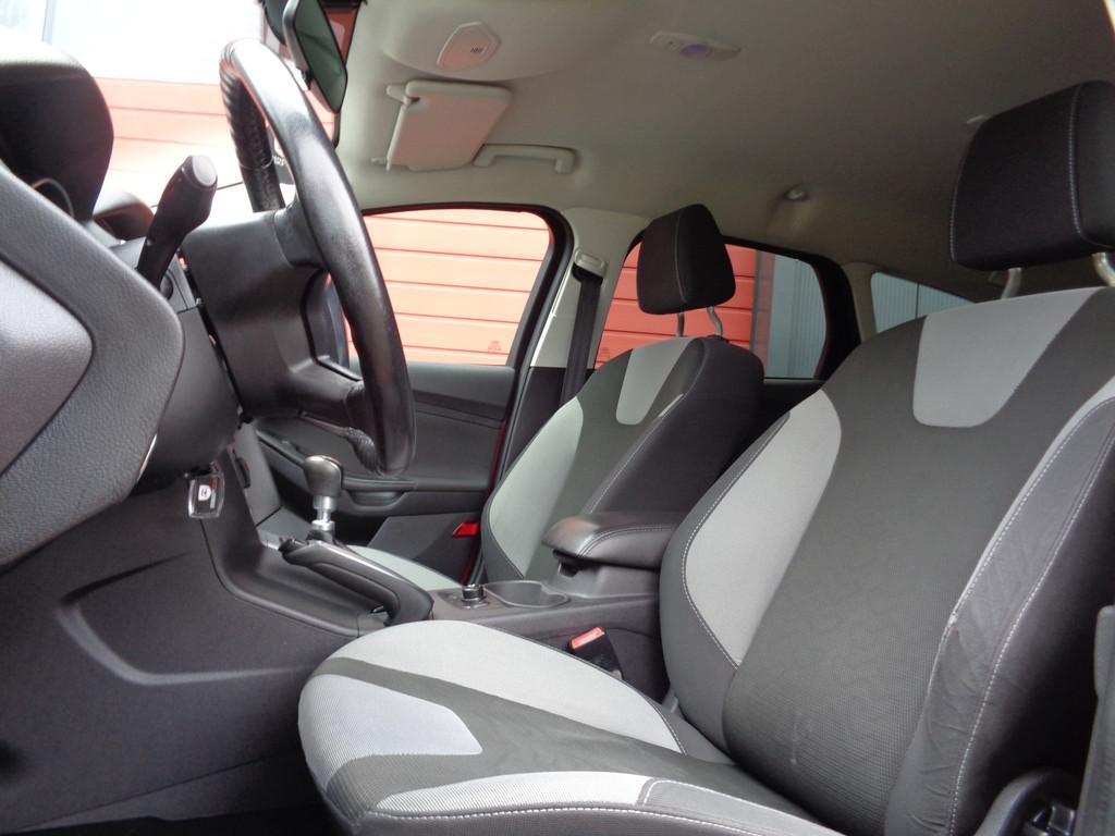 Ford FOCUS Wagon 1.0 EcoBoost Trend 126PK Airco LMV 6-BAK, Euro 5, Gebruikt, Handgeschakeld, 1216 kg