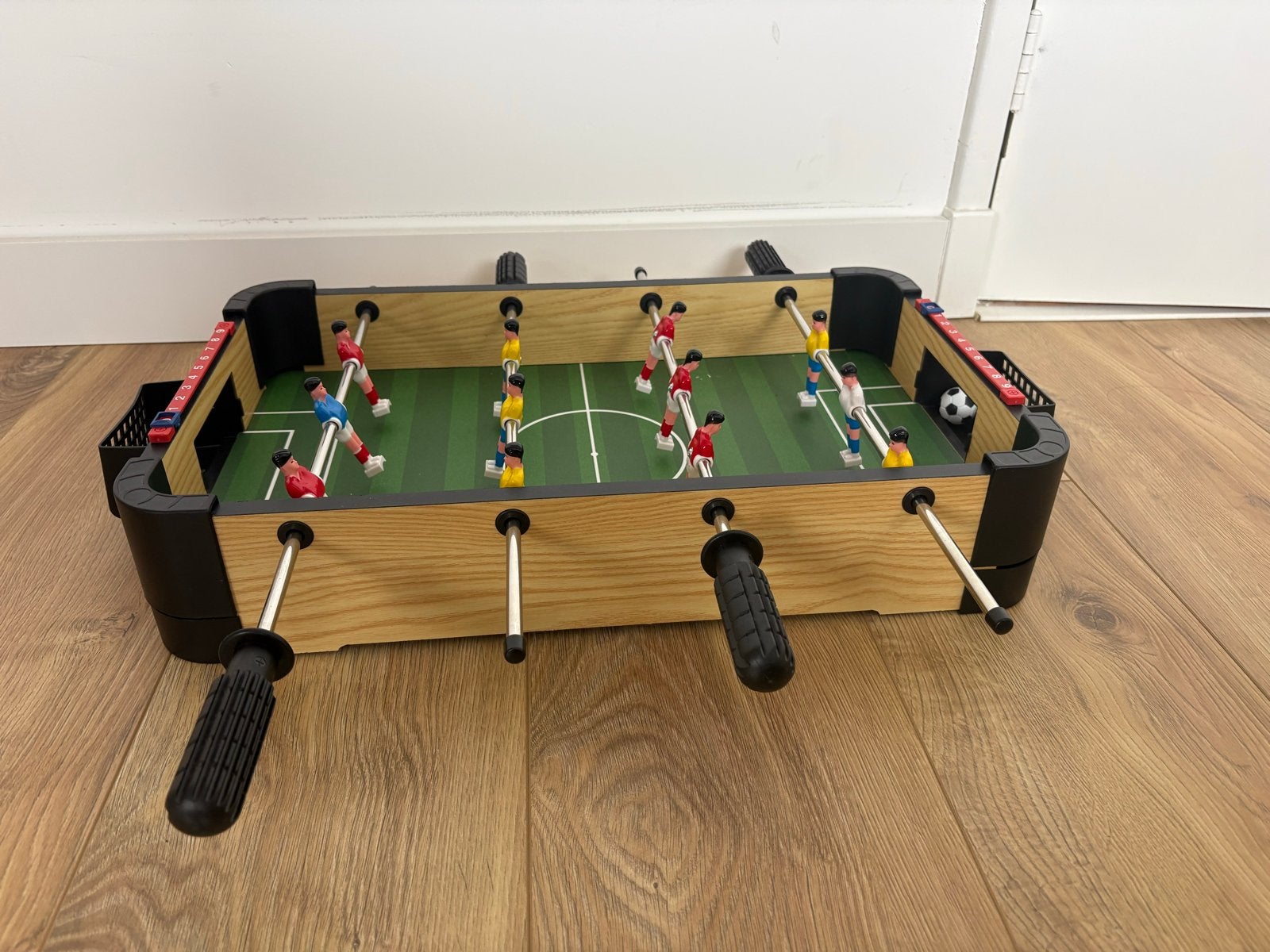 Mini Tafelvoetbalspel Intertoys, Ophalen, Zo goed als nieuw