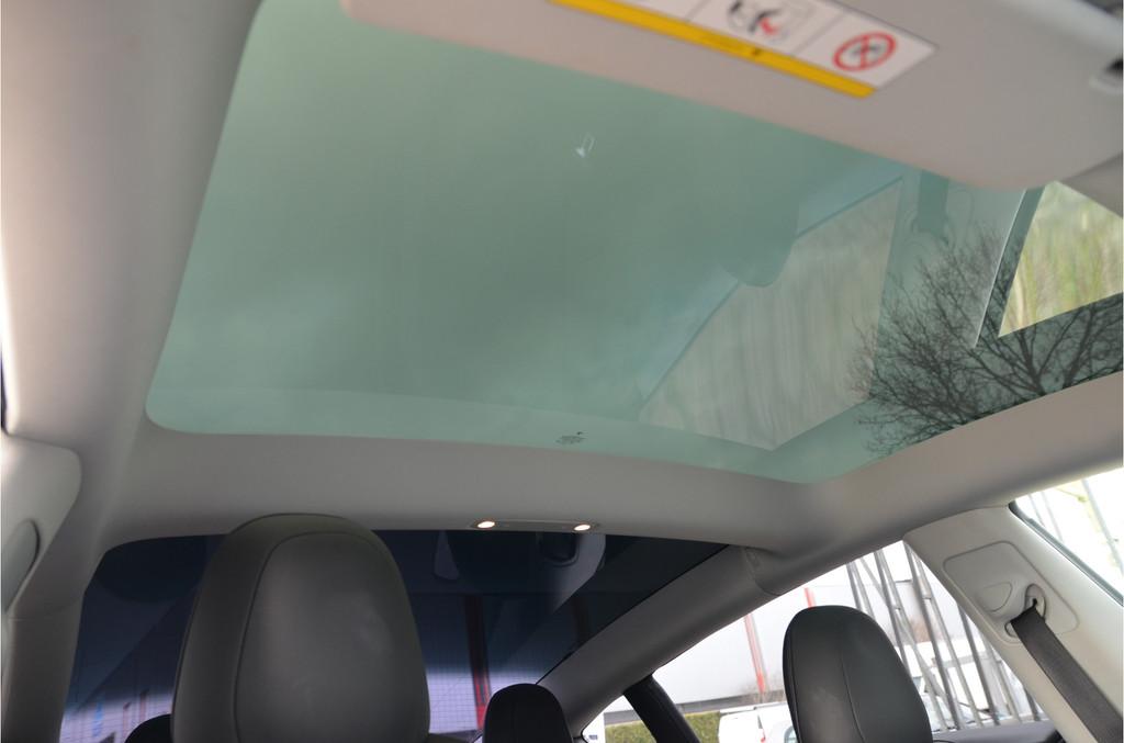 Tesla Model 3 Standard Plus RWD 60 kWh Trekhaak (1.000kg), E, Auto's, Tesla, Automaat, Achterwielaandrijving, Blauw, 370 km