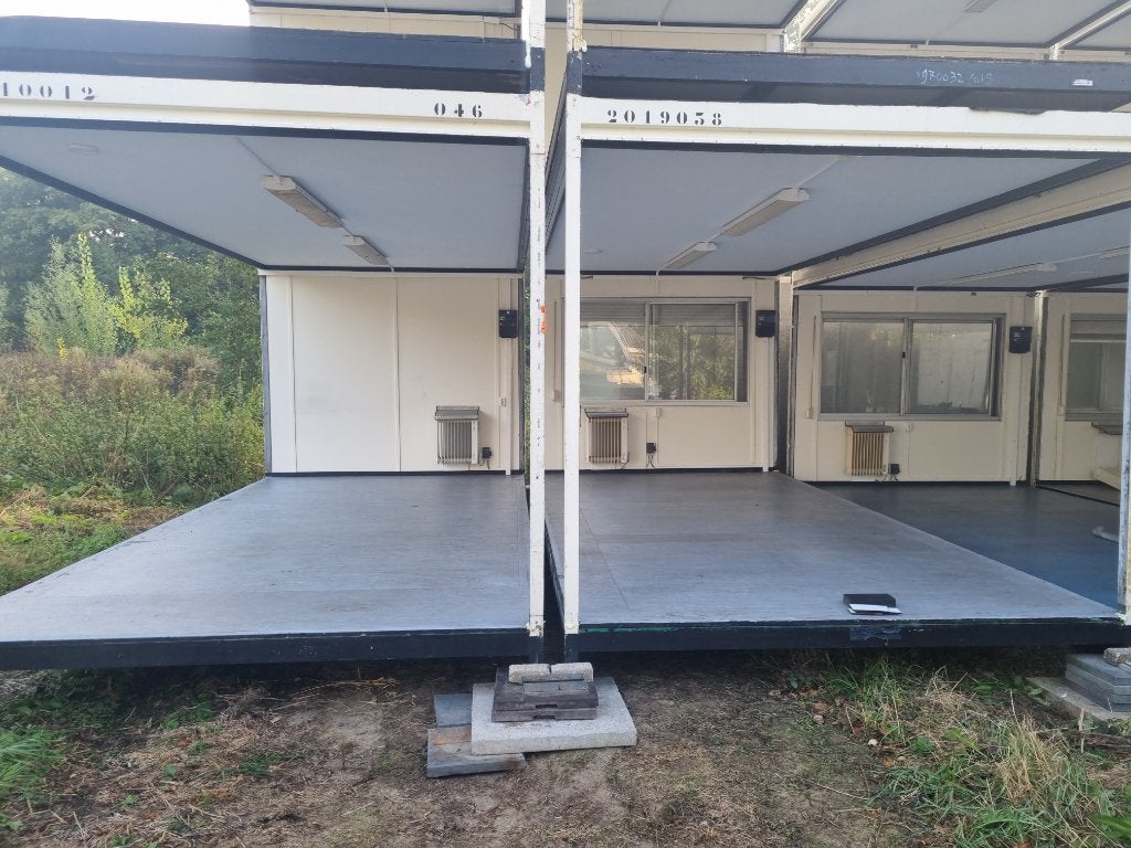 12 Goedkope Units De Meeuw Kombi Units Woonunit Magazijn, Zakelijke goederen, Ophalen