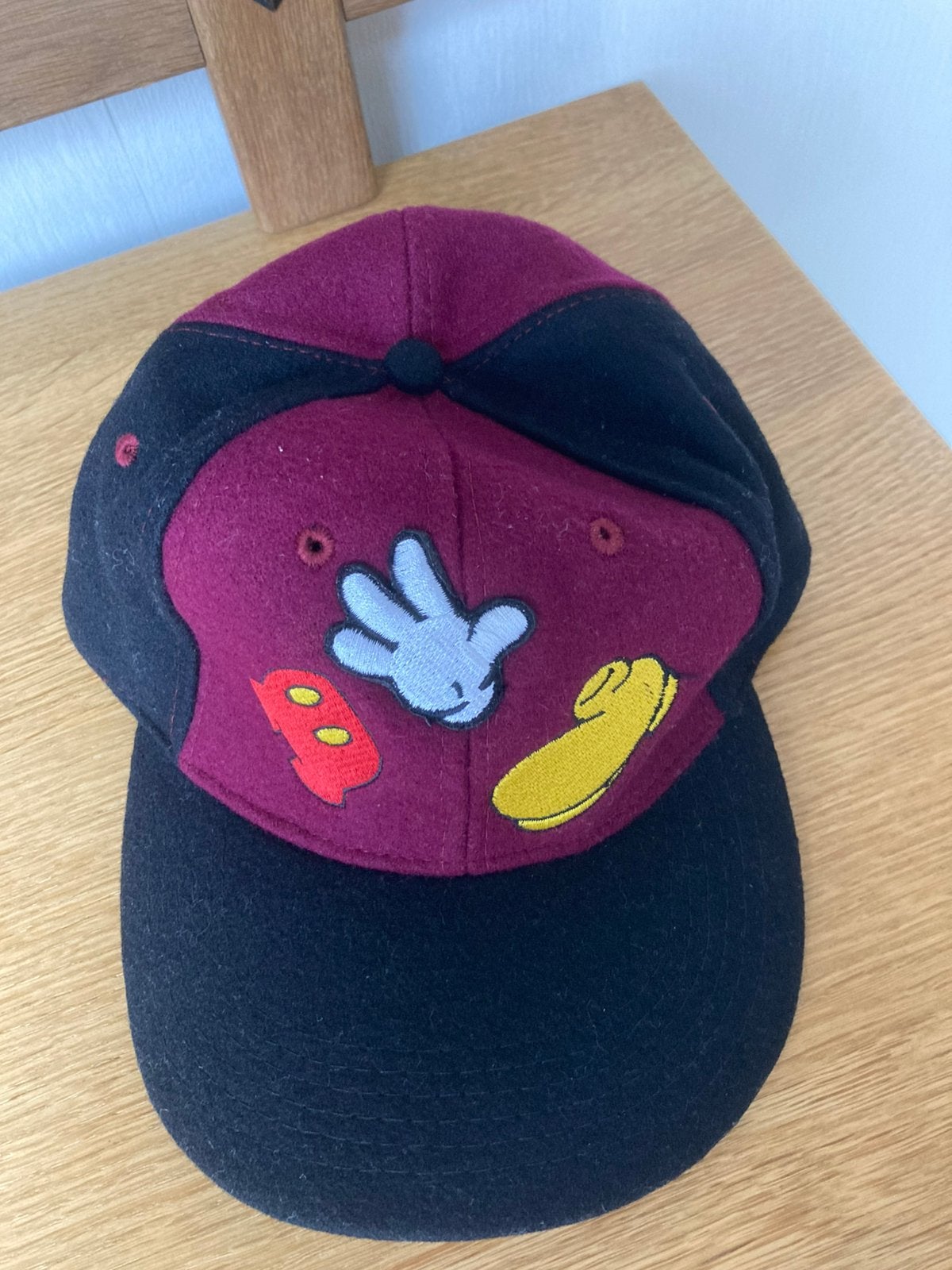 Disney Mickey Mouse Wollen Baseball Pet - ZGAN, Ophalen of Verzenden, Zo goed als nieuw