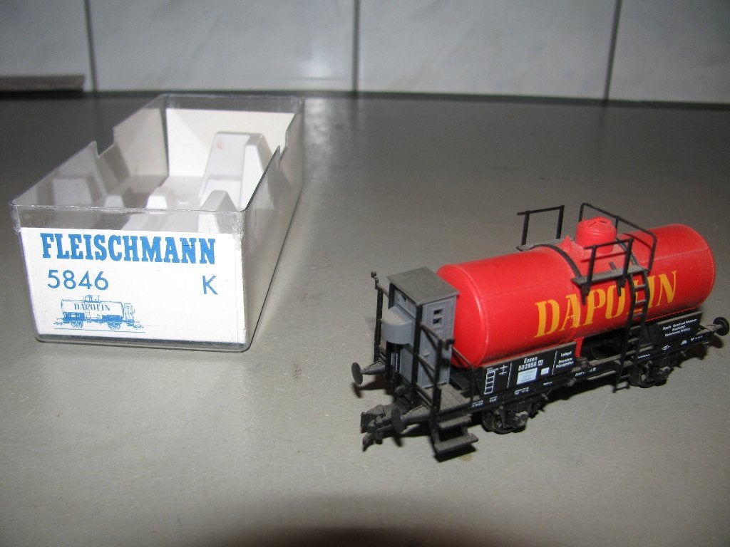 Fleischmann Tankwagen Dapolin no 5846 K, Ophalen, Gelijkstroom, Fleischmann, Wagon