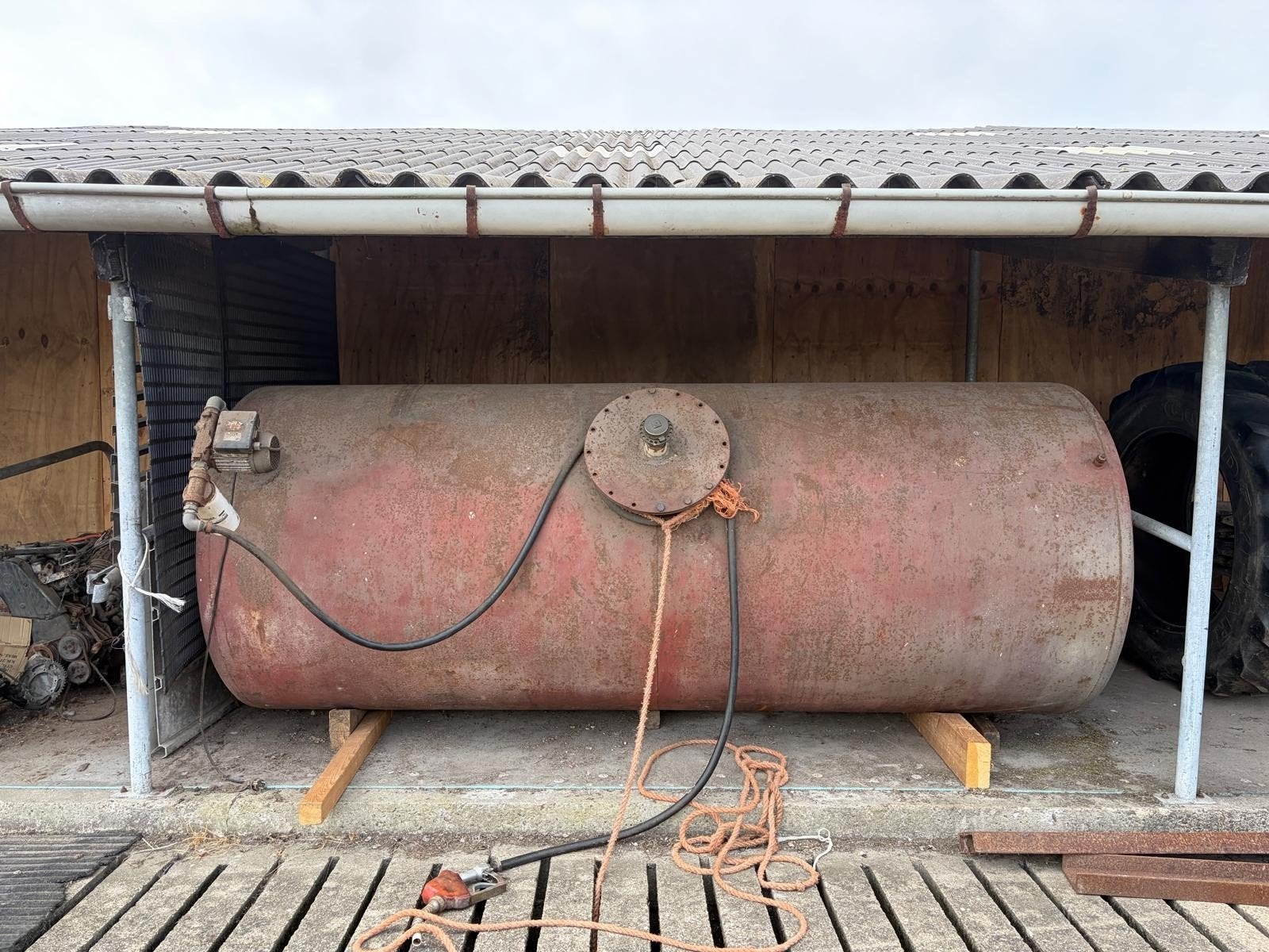 Schoongemaakte Diesel/Benzine Tank 3.000 Liter, Ophalen of Verzenden