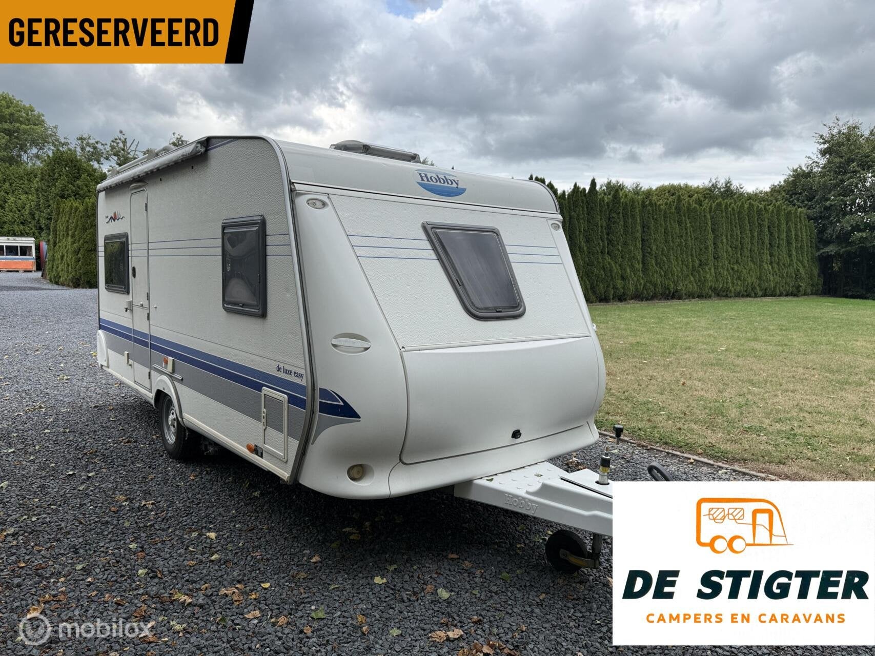 Hobby 460 UFe De Luxe Vastbed Rondzit Luifel Voortent Mover, Hobby, Bedrijf, 6 tot 7 meter, Hordeur