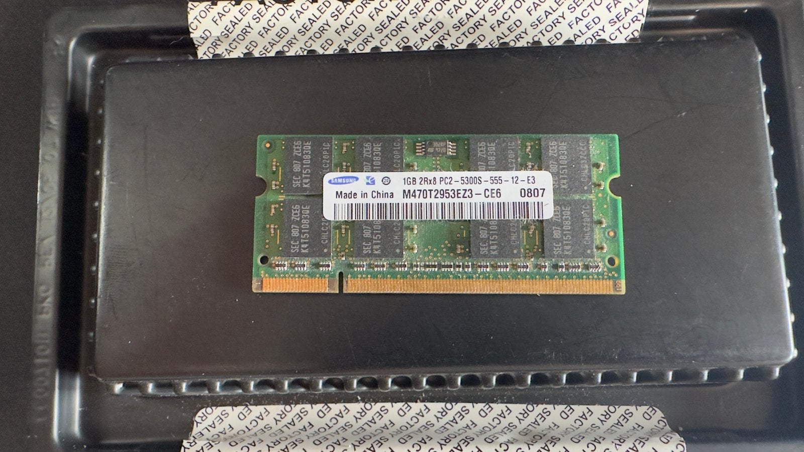 Samsung 1GB DDR2 PC2-5300S SO-DIMM Laptop Geheugen, Ophalen of Verzenden, DDR2, Laptop, Gebruikt