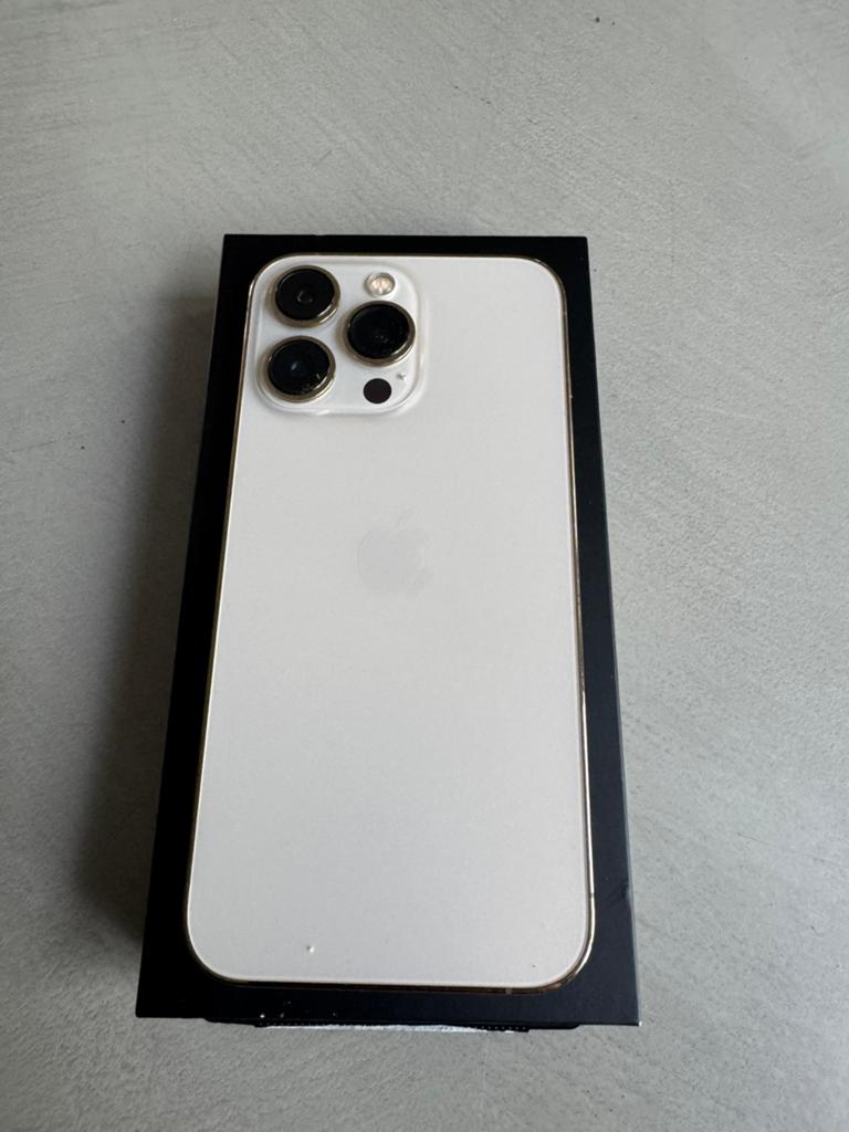 Apple iPhone 13 Pro, Telecommunicatie, Mobiele telefoons | Apple iPhone, Zo goed als nieuw, 128 GB, iPhone 13 Pro, Goud, Ophalen