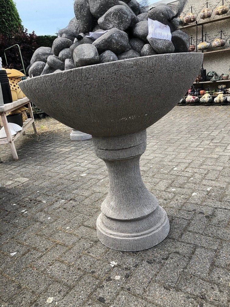 betonnen bloembak waterschaal plantenbak 90 cm uit INDIA, Ophalen, Wilms, Rond, Zo goed als nieuw