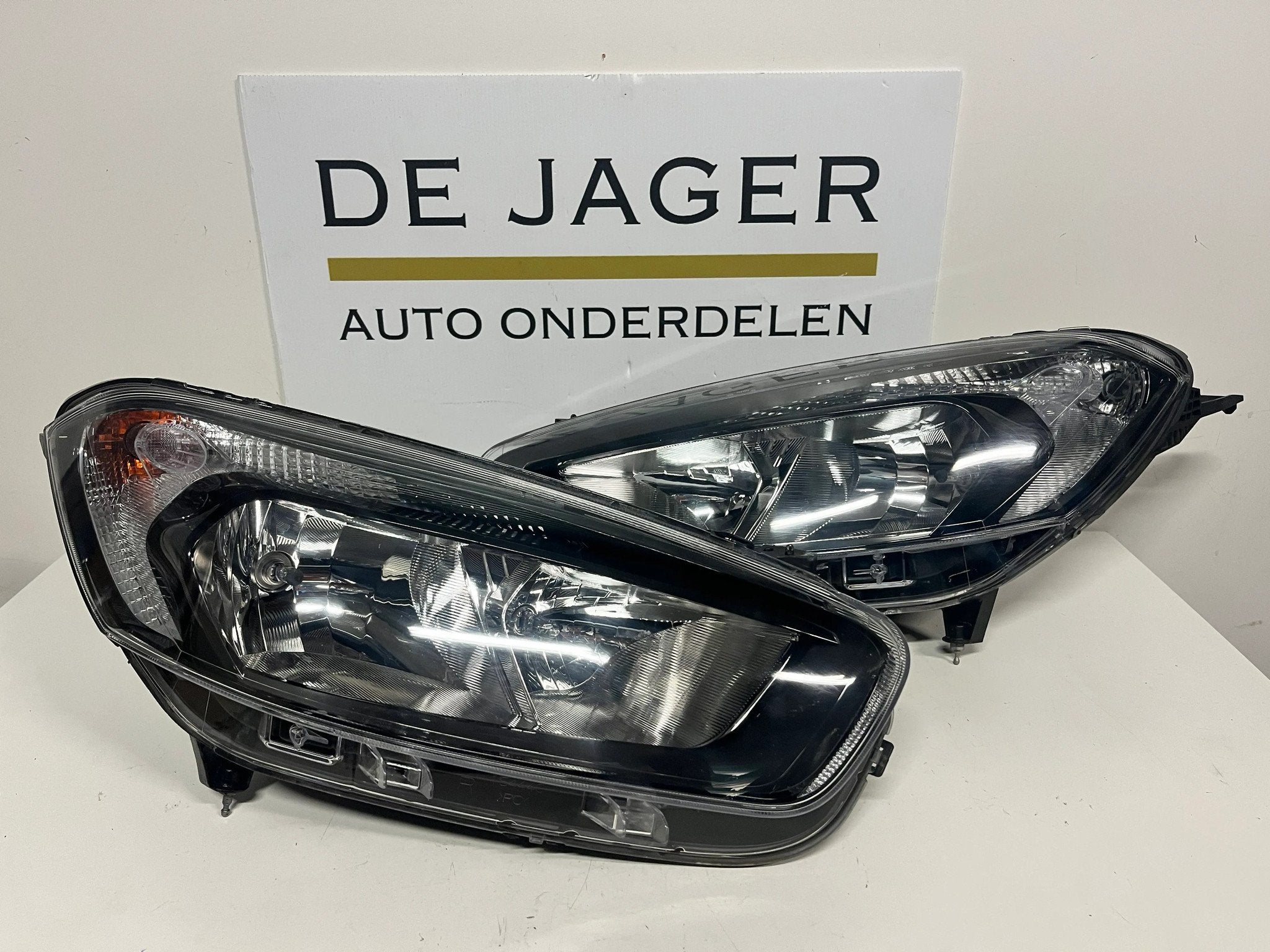 FORD TOURNEO / TRANSIT COURIER KOPLAMPEN JT76 13W030 /029 CD, Auto-onderdelen, Gebruikt, Info@ford.com, Ophalen of Verzenden, Ford
