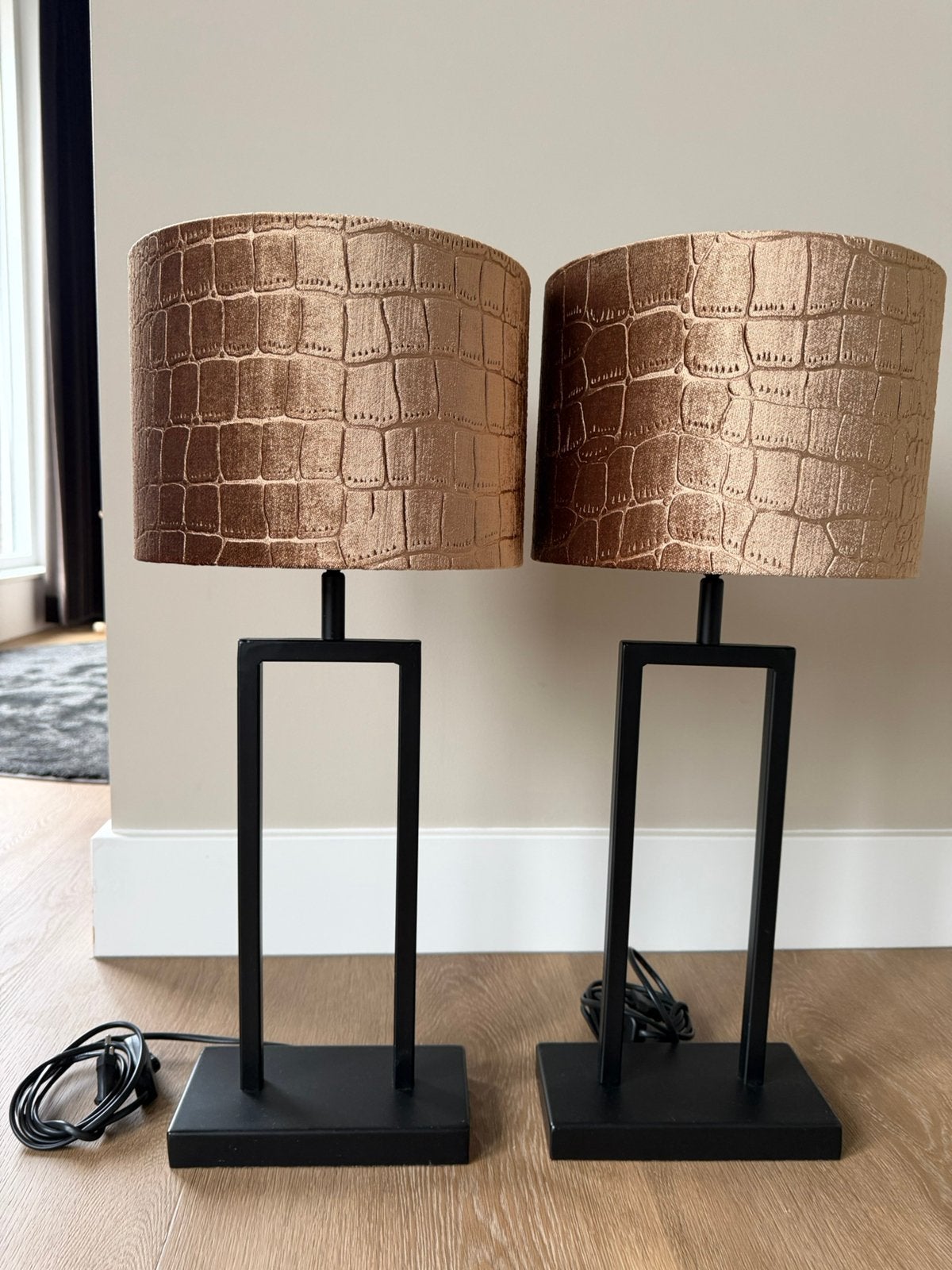 2 tafellampen inclusief kap, Zwart, Ophalen, Zo goed als nieuw, Design
