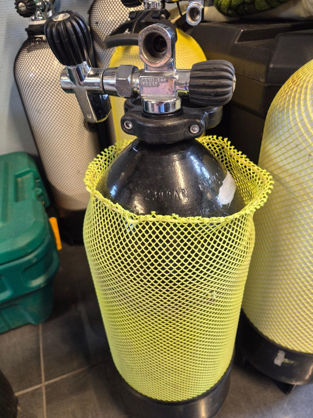 12 liter bommetje, Ophalen, Duikfles