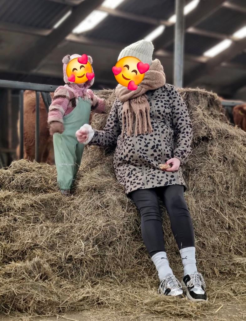 Maat M zwangerschaps/positiekleding, Overige typen, Beige, Mamalicious, Gedragen