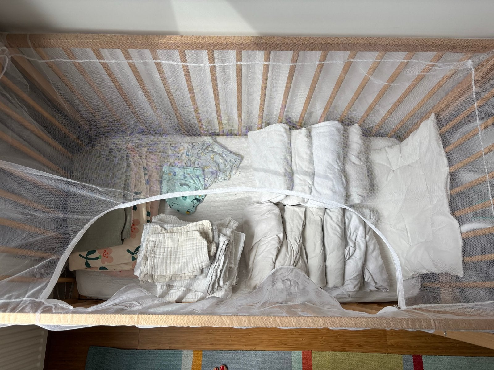 IKEA babybed, commode + andere spullen, Ophalen, Gebruikt, Jongetje of Meisje