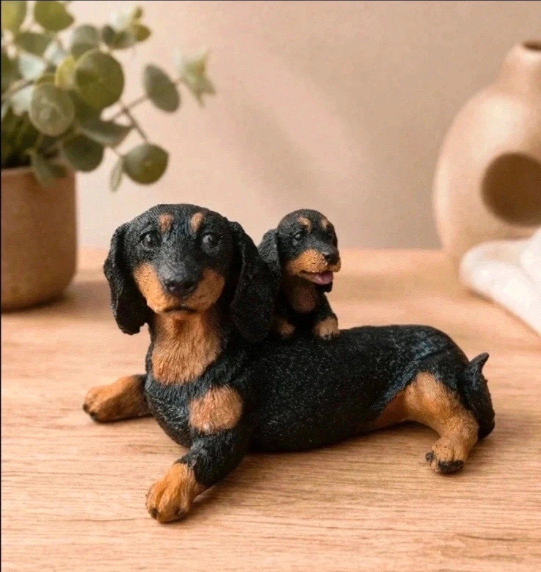 Teckel Beeldje met Puppy - Perfect voor Hondenliefhe, Ophalen of Verzenden, Zo goed als nieuw, Dier