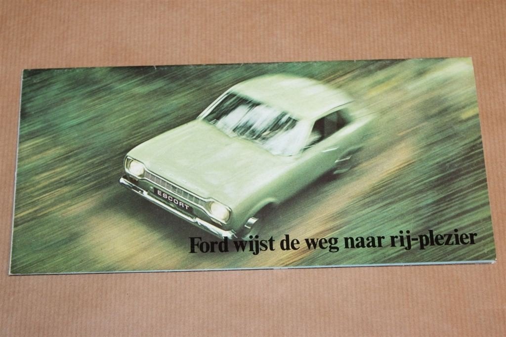 Zeldzame brochure - Ford wijst de weg [Escort] 1965, Ophalen of Verzenden, Zo goed als nieuw, Ford