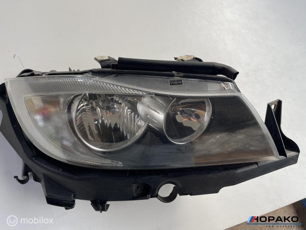 Koplamp rechts BMW 3 serie E90 E91 hallogeen 694272206, Auto-onderdelen, Gebruikt, Einsteinlaan 5 rijswijk, Bmw, Ophalen of Verzenden