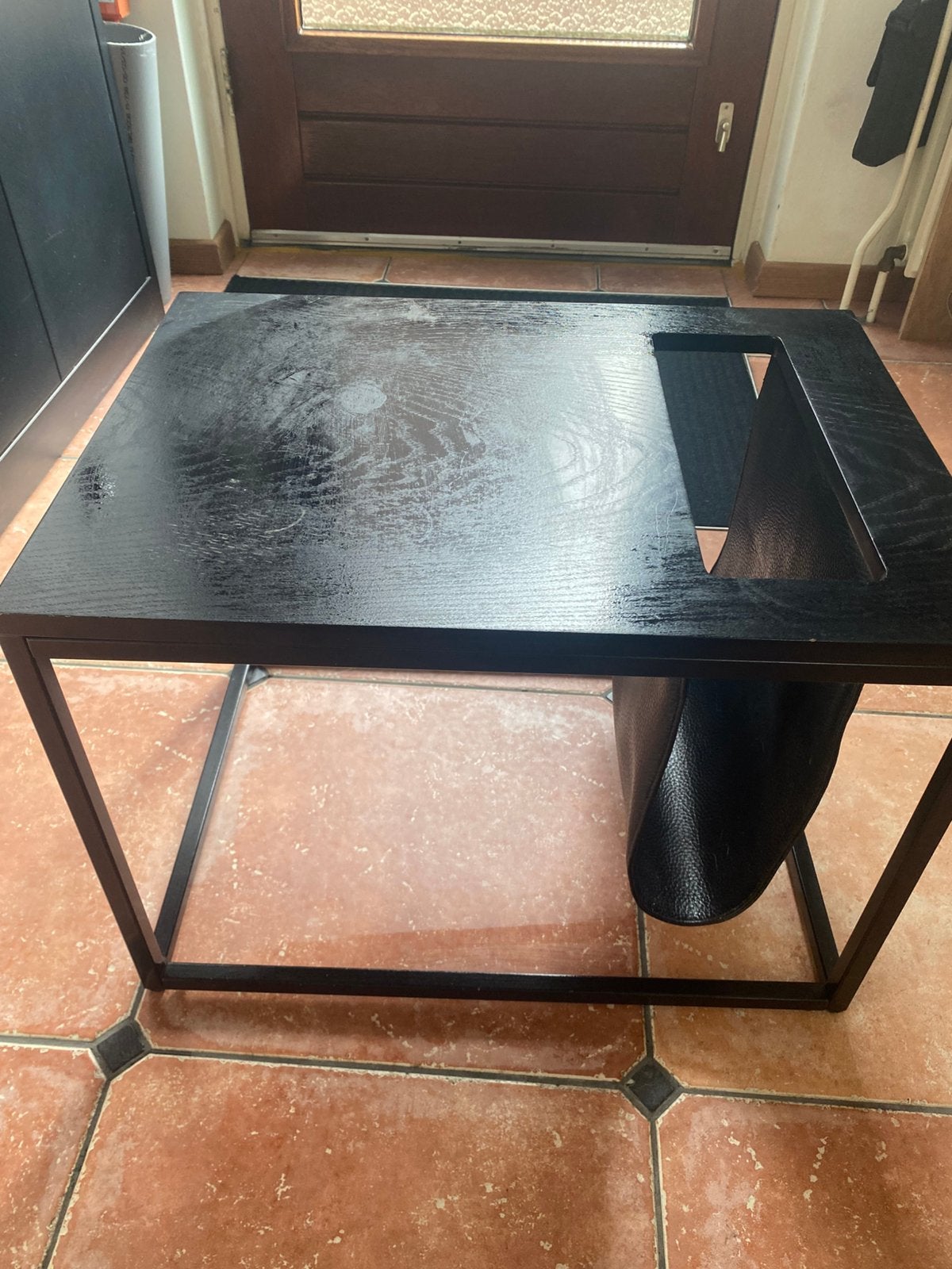 Leuk tafeltje met krantenbak 55x40x40: 7,50€ ophalen., Ophalen, Gebruikt, 50 tot 100 cm, 50 tot 100 cm