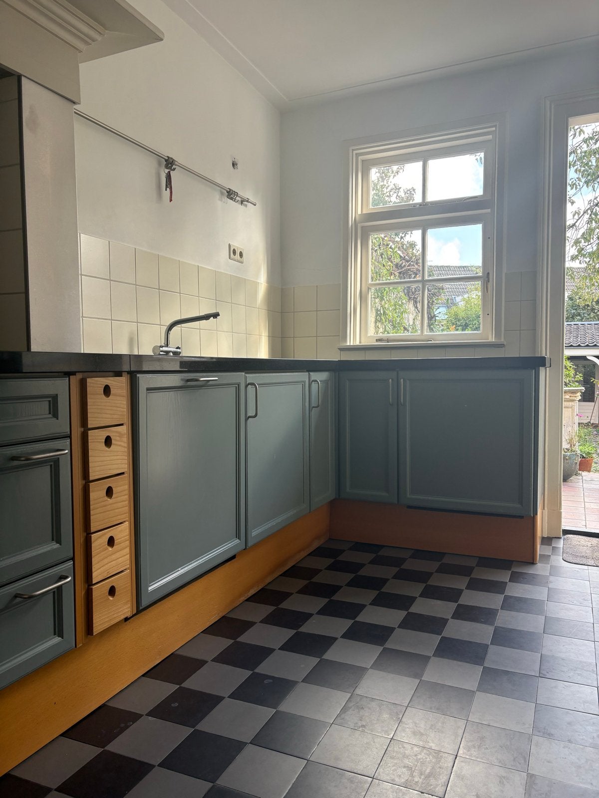 Bulthaup Hoekkeuken met Siemens vaatwasser en Bosch oven, Ophalen, Gebruikt, Hoekkeuken, Composiet