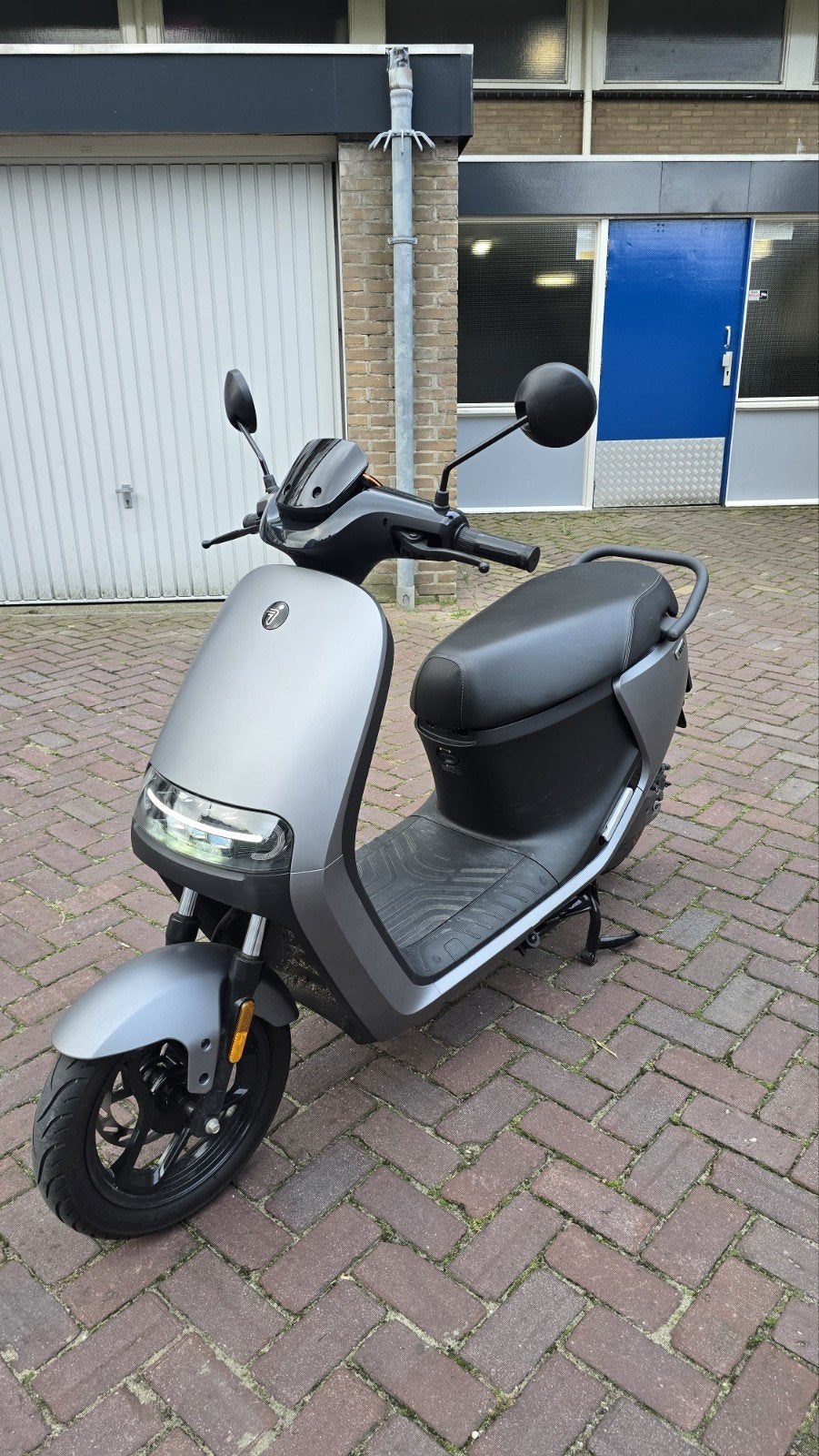 Segway E110S 45km/u, grijs, 1632km, Ophalen, Maximaal 45 km/u, Elektrisch, Zo goed als nieuw
