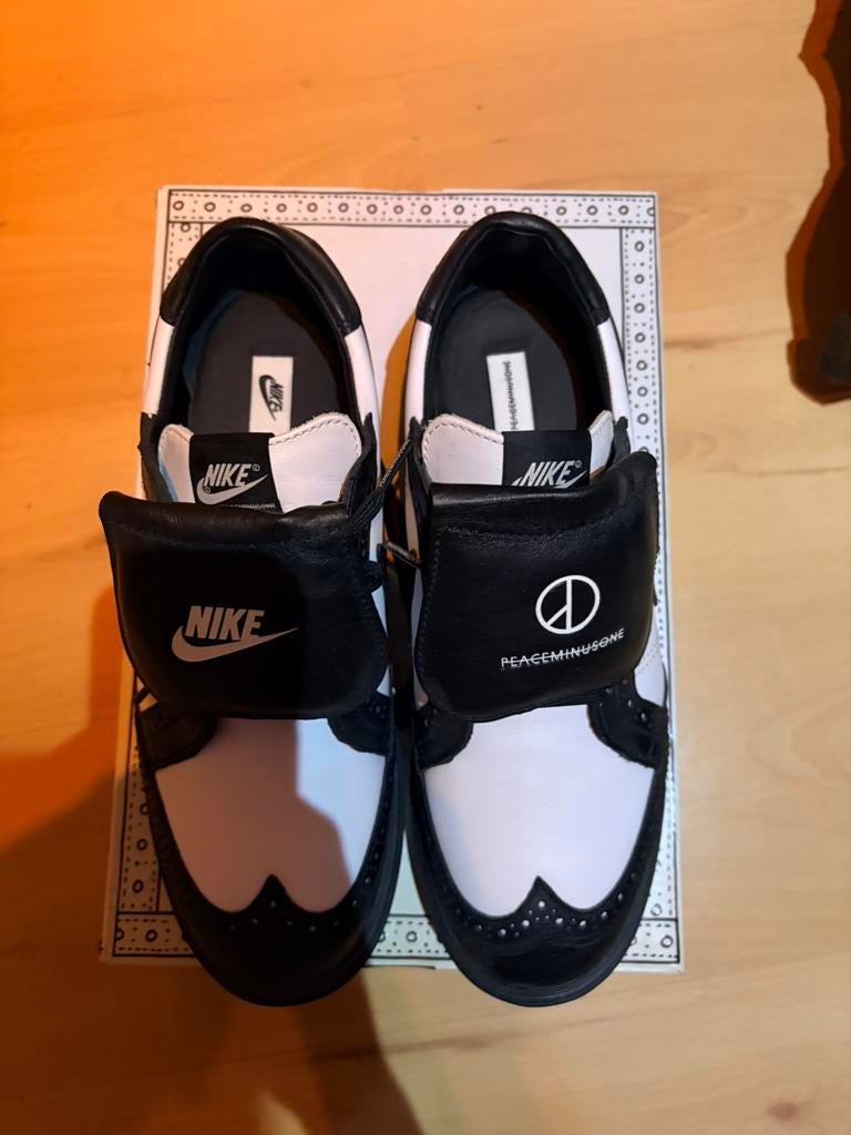 Nike kwondo 1 peaceminusone (41 EU), Ophalen of Verzenden, Zo goed als nieuw
