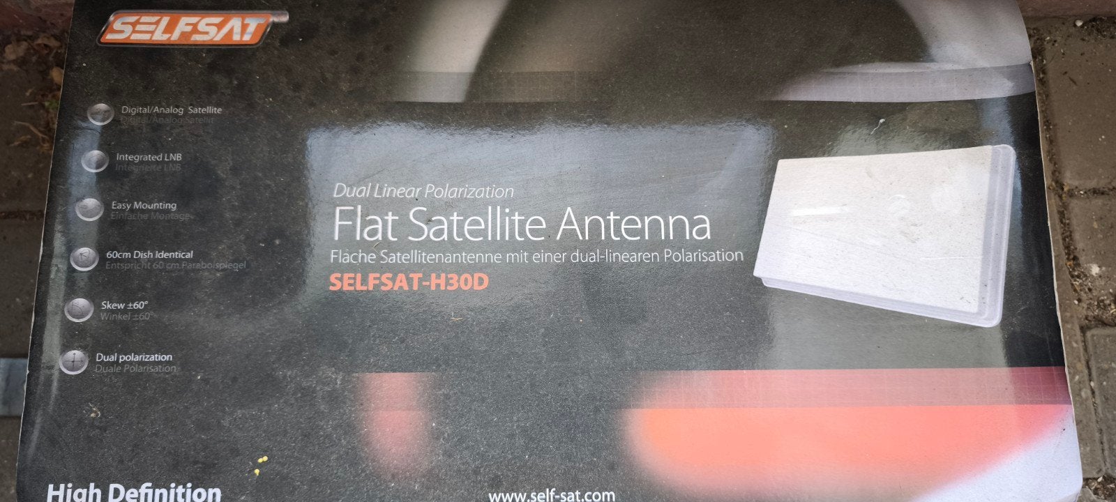 Selfsat Platte Satelliet Antenne H30D, Audio, Tv en Foto, Schotelantennes, Gebruikt, (Schotel)antenne, Overige merken, Ophalen