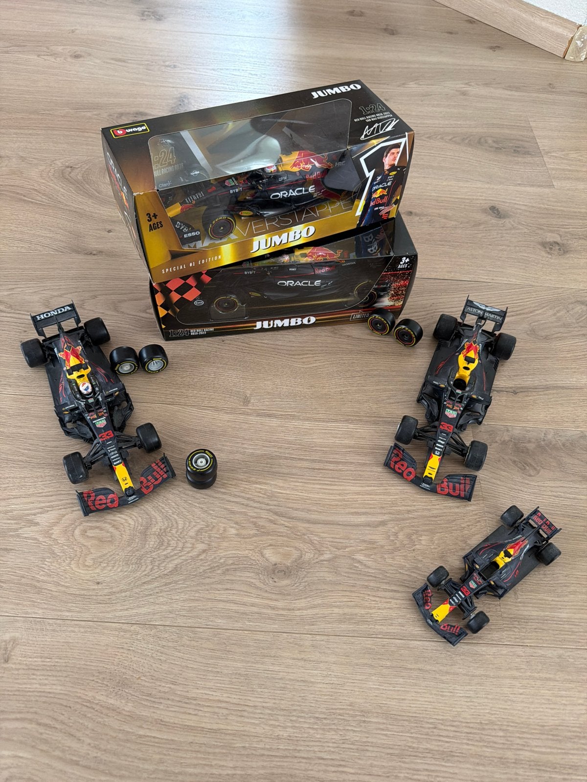 Max Verstappen Jumbo Raceauto's - Diverse Modellen, Ophalen, Zo goed als nieuw