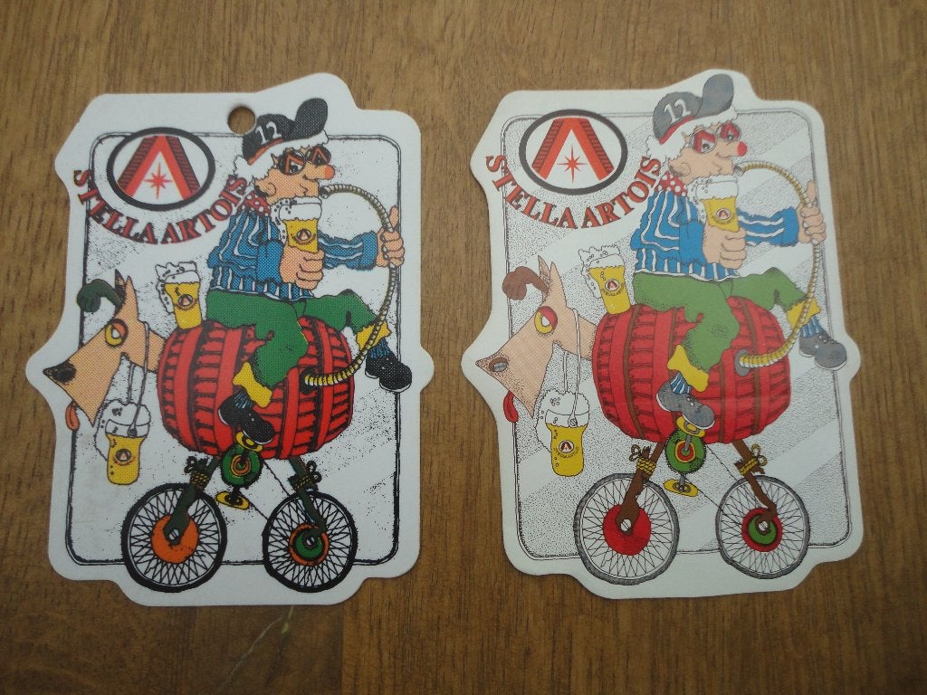 Stella Artois vintage carnaval sticker en hanger / embleem, Verzamelen, Biermerken, Ophalen of Verzenden, Zo goed als nieuw, Reclamebord, Plaat of Schild